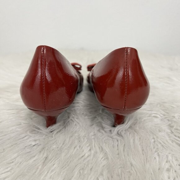 Vintage Salvatore Ferragamo 1980’s Red Vara Patent Bow Pump Kitten Heel Size 9AA - Picture 5 of 10